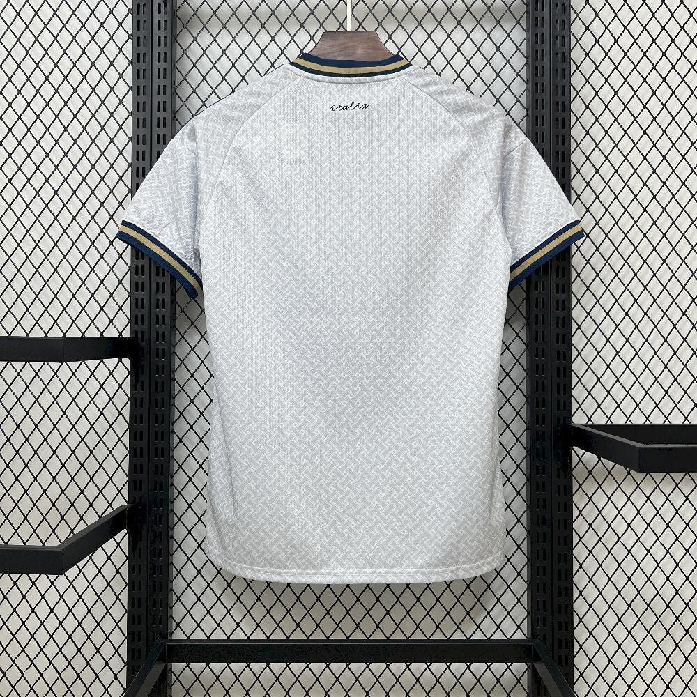 Alternative view of Italy away shirt World Cup 2026