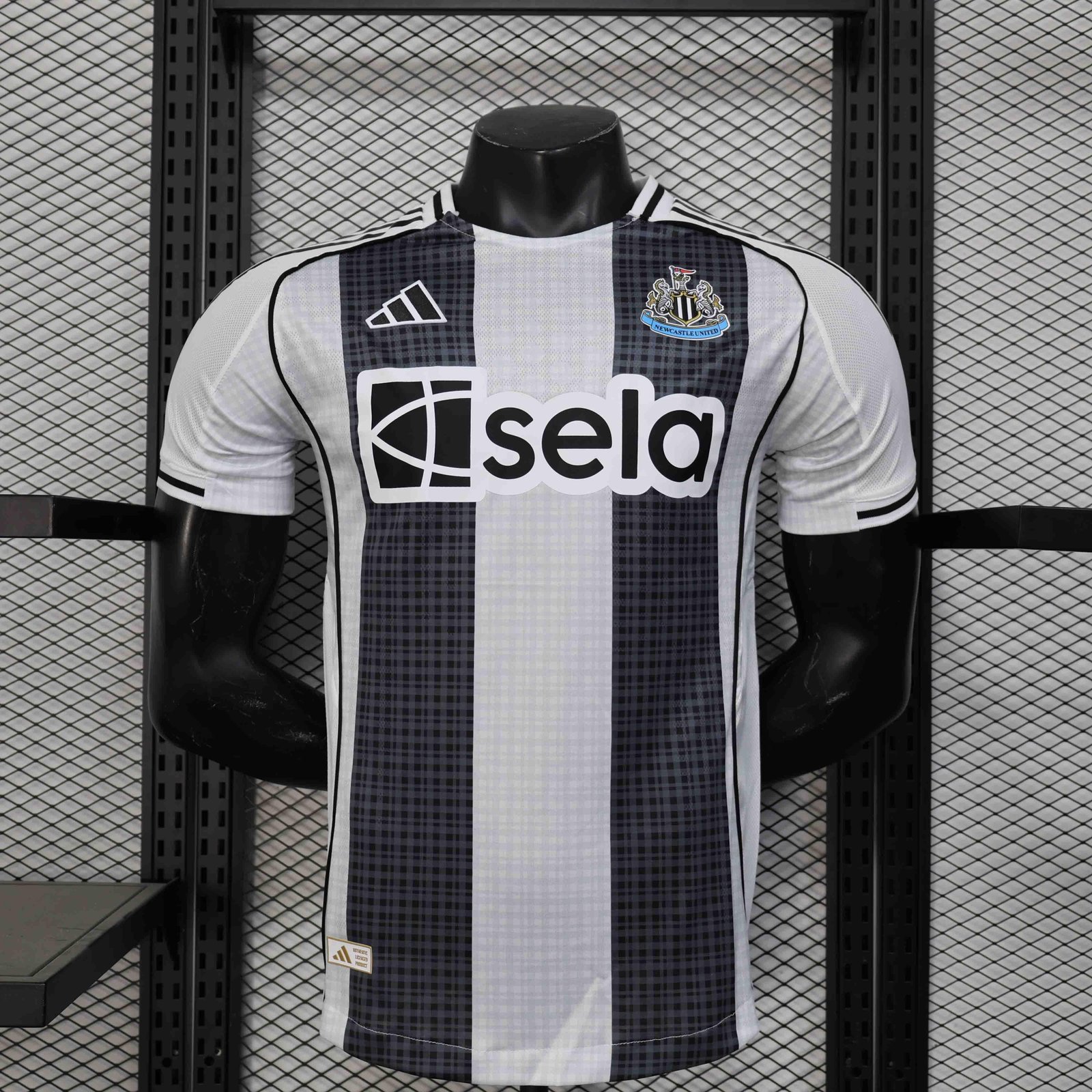 Newcastle jersey 2025-26