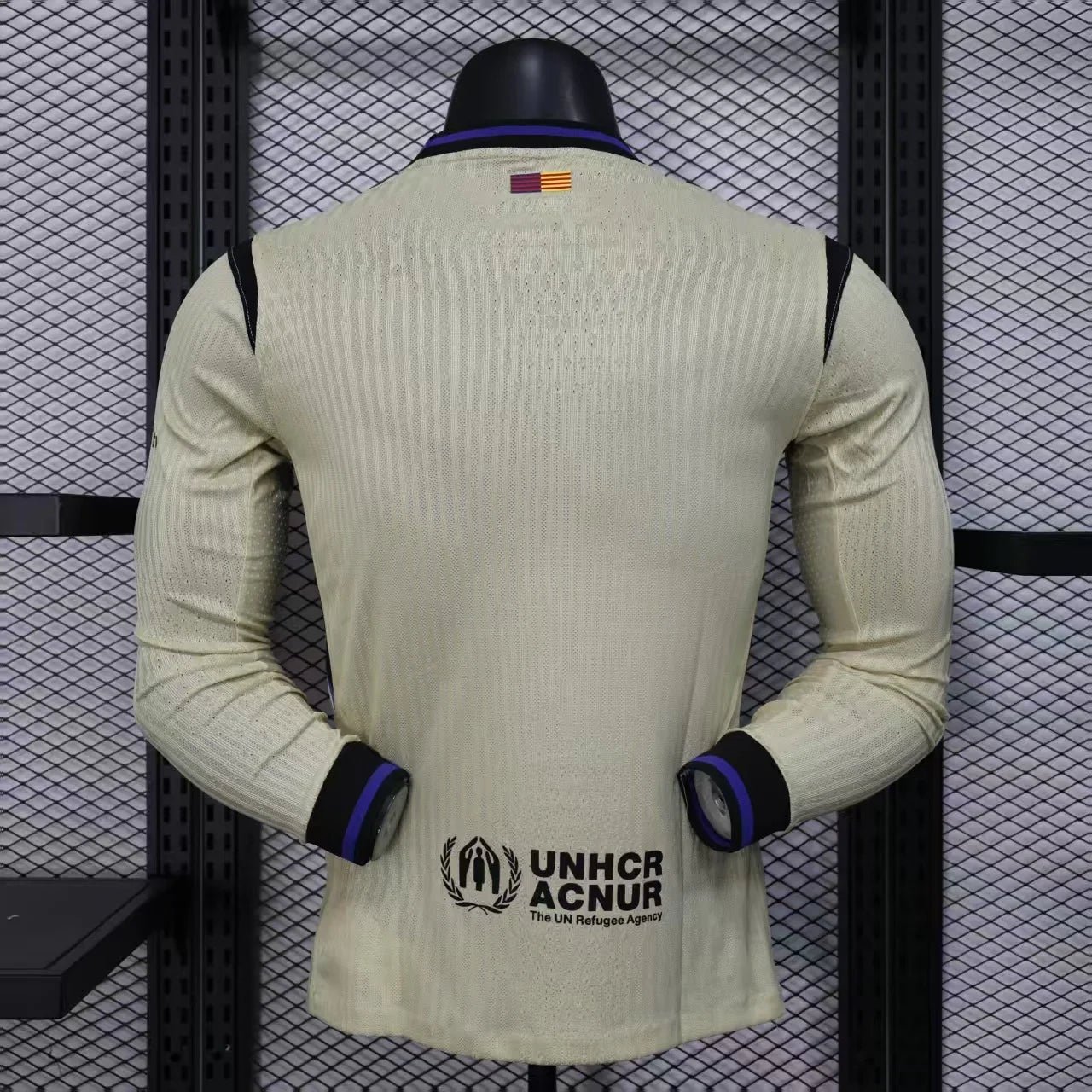 Alternative view of FC Barcelona long-sleeve away jersey 2025-26