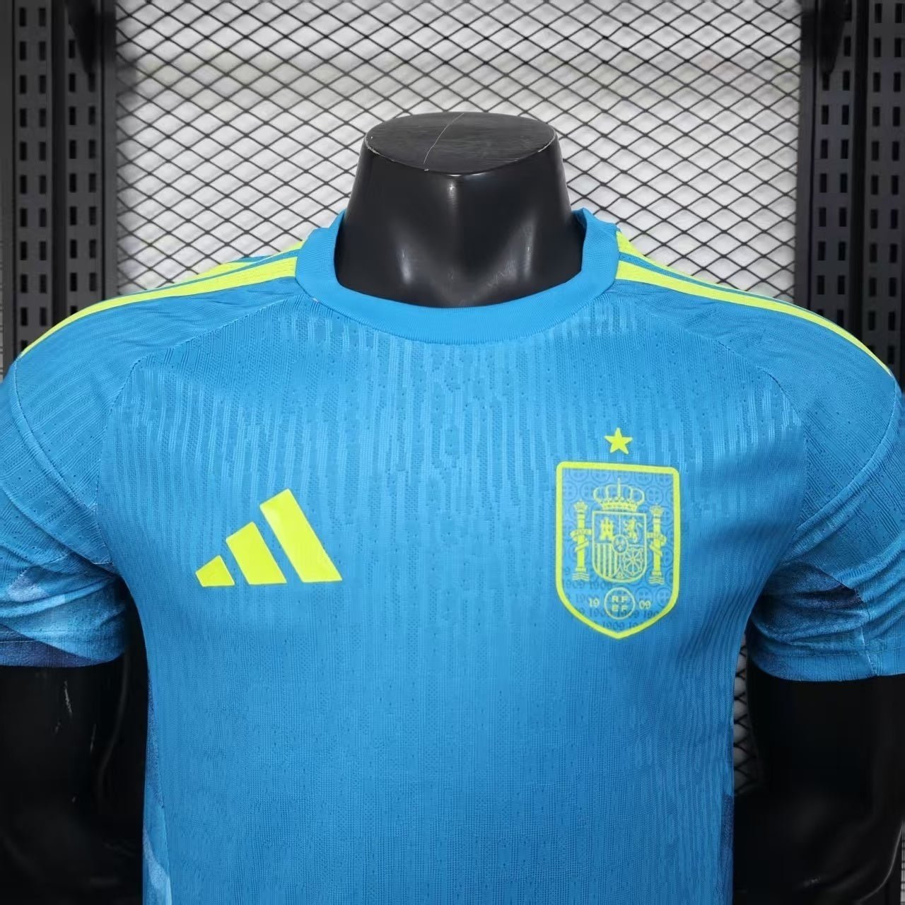 Spain training jersey 2026 World Cup - Image 4