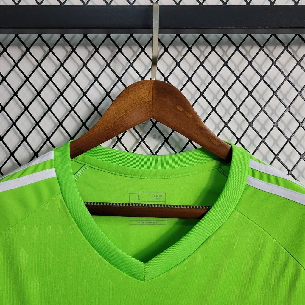 Manchester United 2023 2024 Home Jersey - Image 4