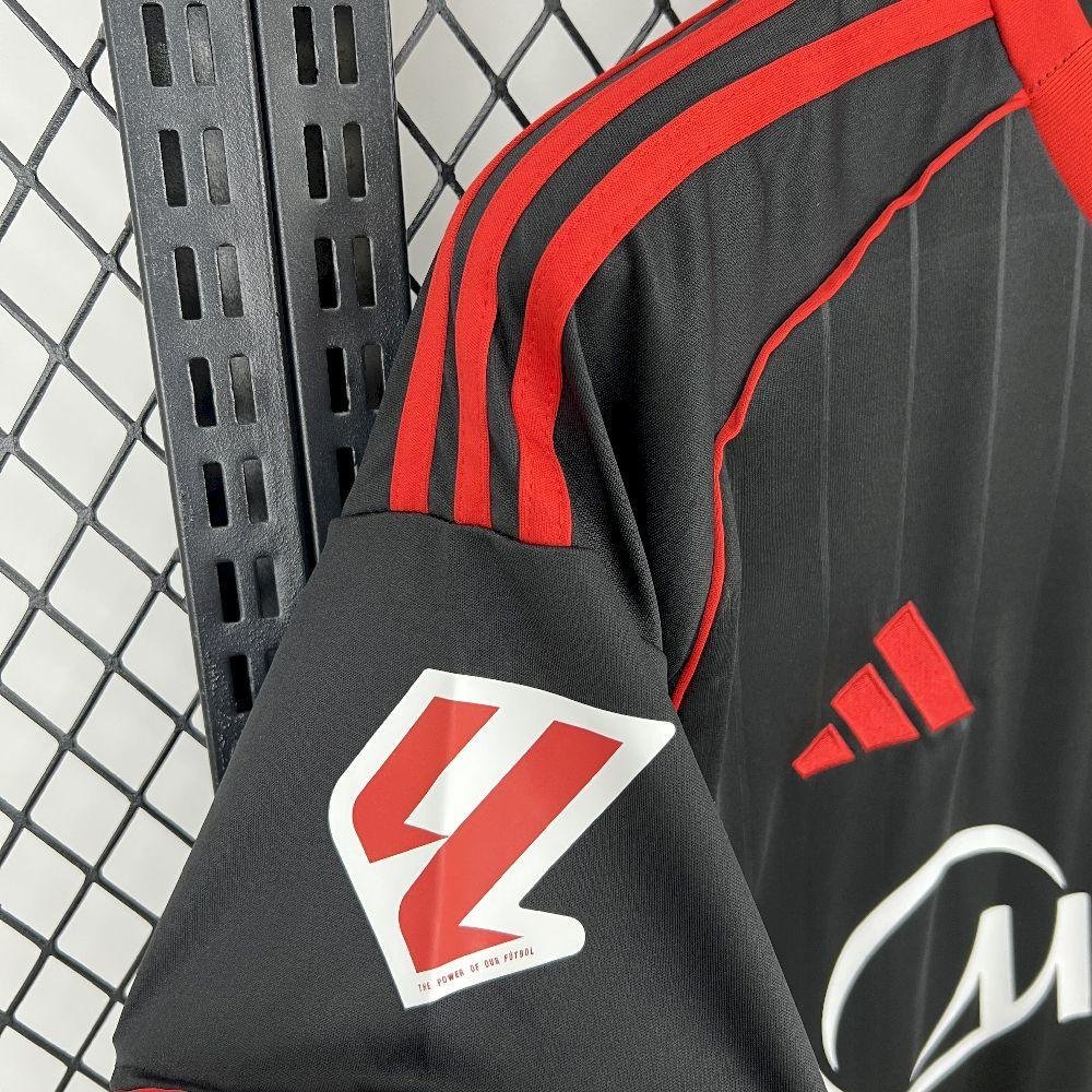 Alternative view of Sevilla Away Kit 2025-26
