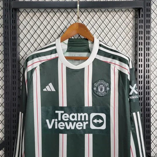 Alternative view of Manchester United away long sleeve jersey 2023 2024