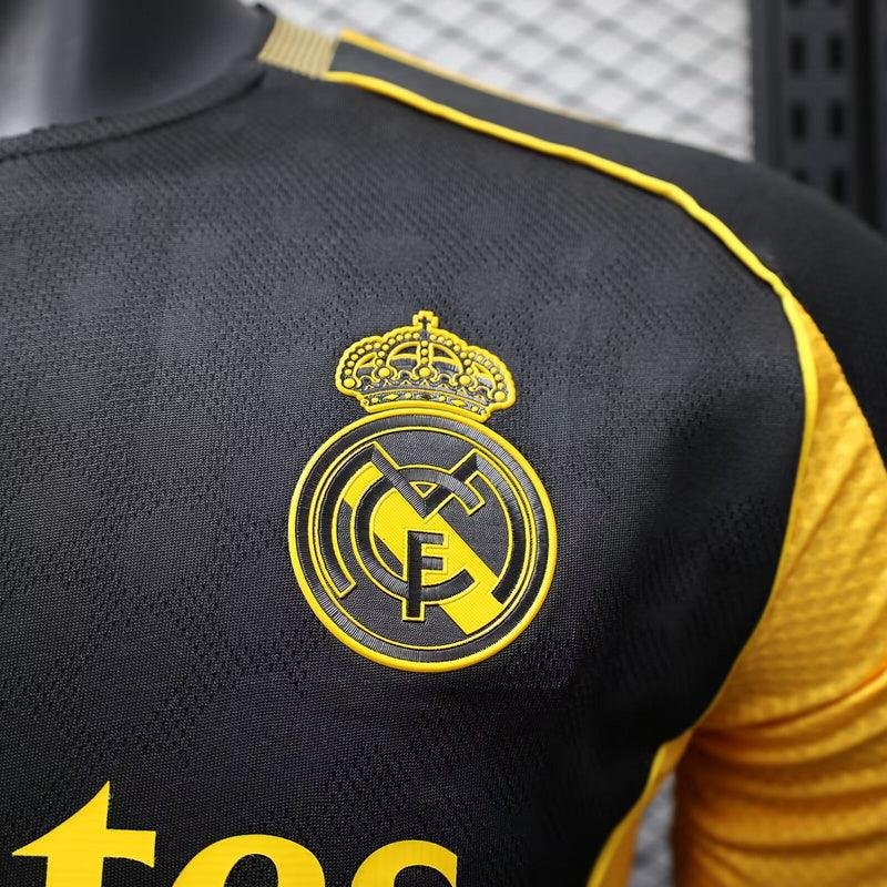 Real Madrid 2025-26 concept jersey - Image 3