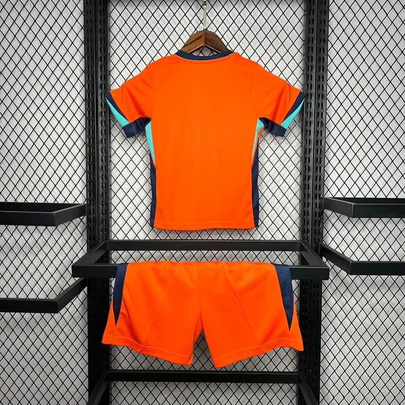 Alternative view of Netherlands Kids' Kit 2024/2025
