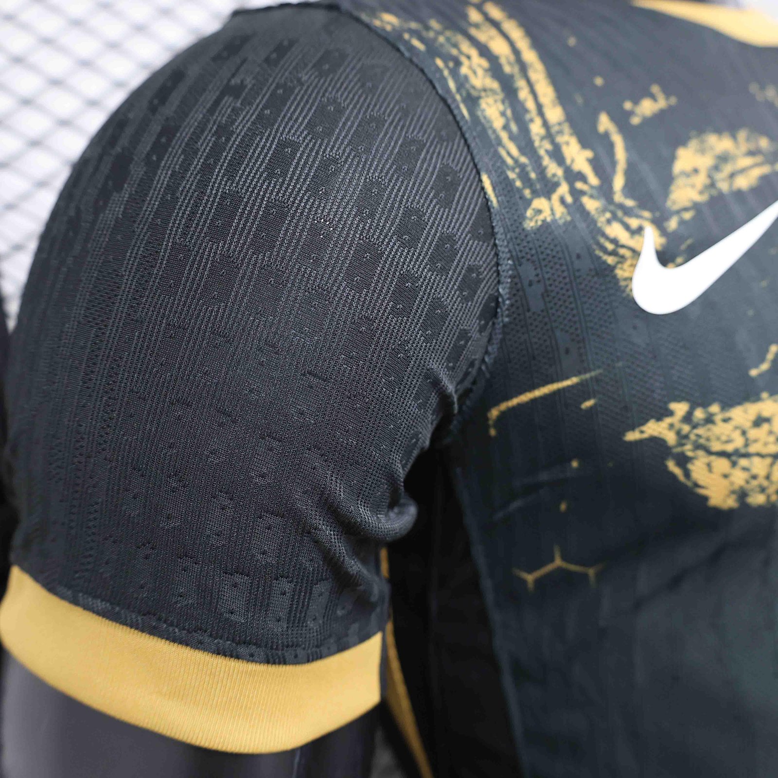 Alternative view of Sporting 2024-25 concept jersey