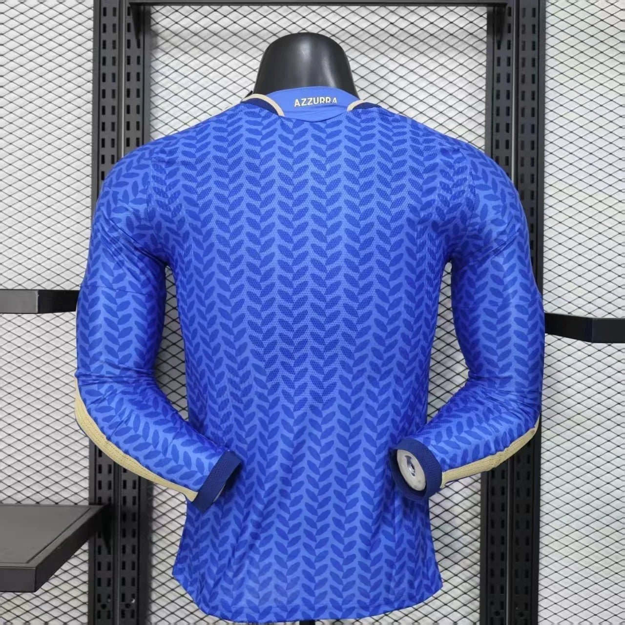 Alternative view of Italy long-sleeve World Cup 2026 jersey