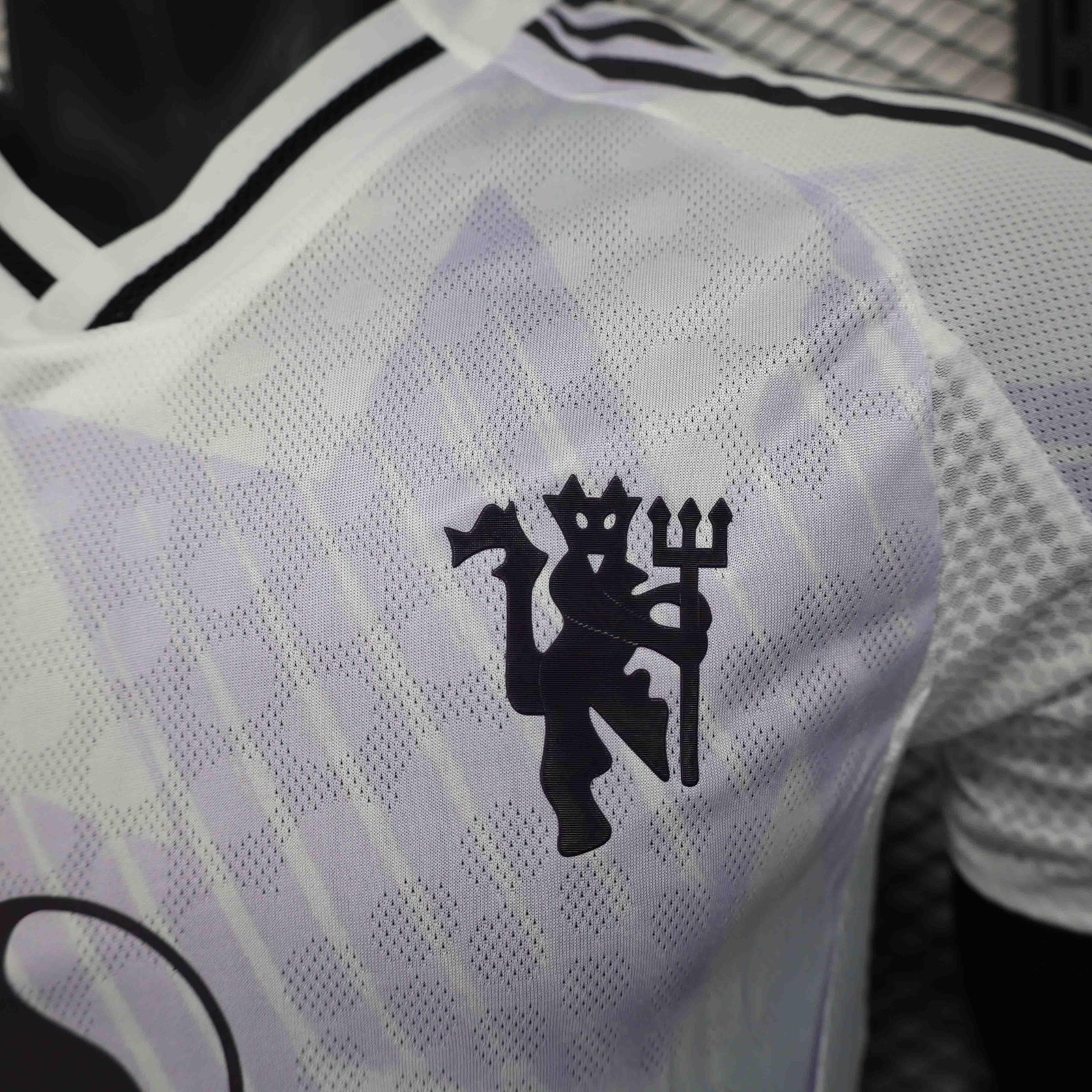 Alternative view of Manchester United Away Kit 2025-26