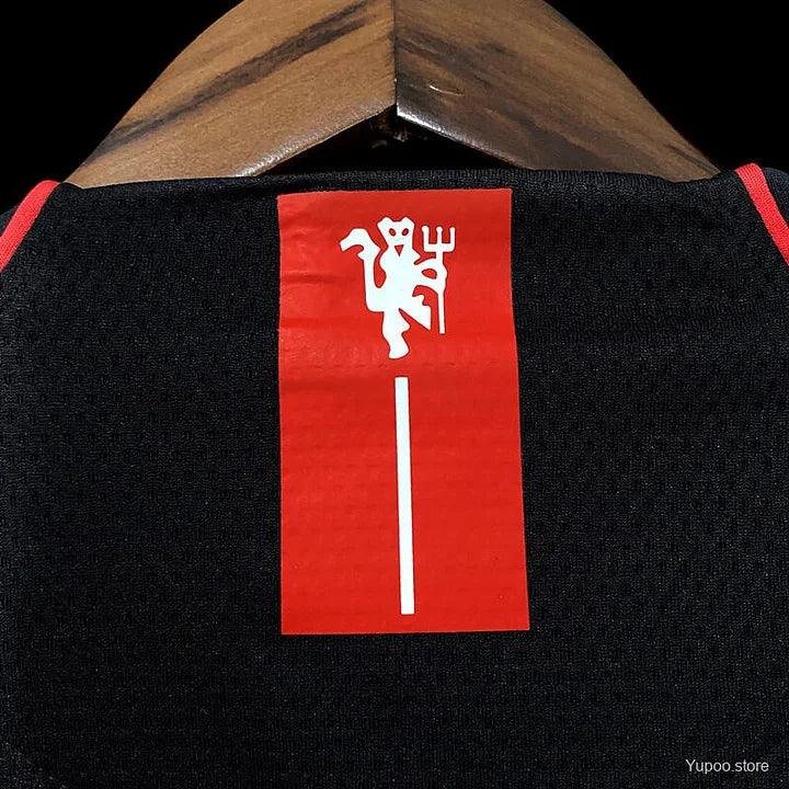 Alternative view of Manchester United Retro Jersey 2007 2008