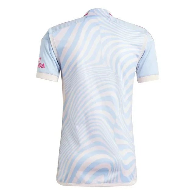 Alternative view of Arsenal concept jersey 2025