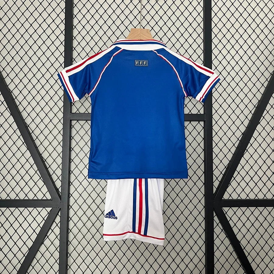 Alternative view of FRANCE NATIONAL TEAM 1998 RETRO KIT