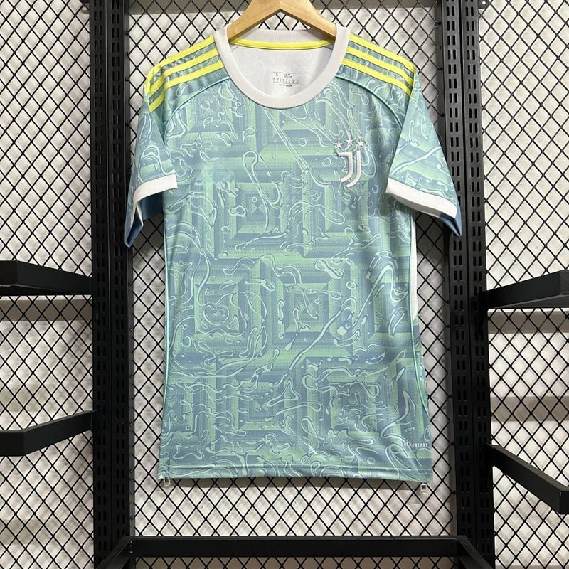 Juventus away kit 2025-26