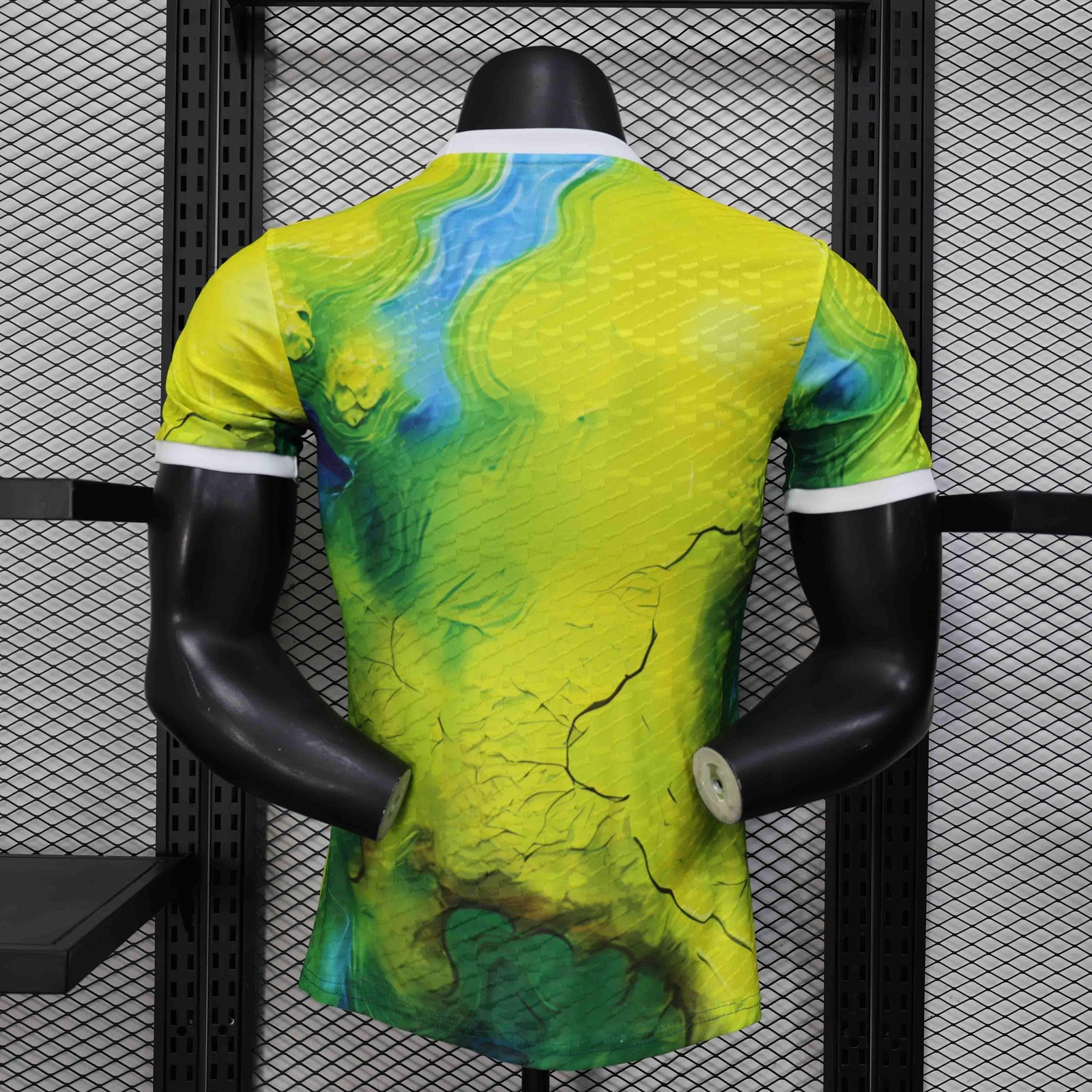 Alternative view of Real Madrid 2025-26 concept jersey
