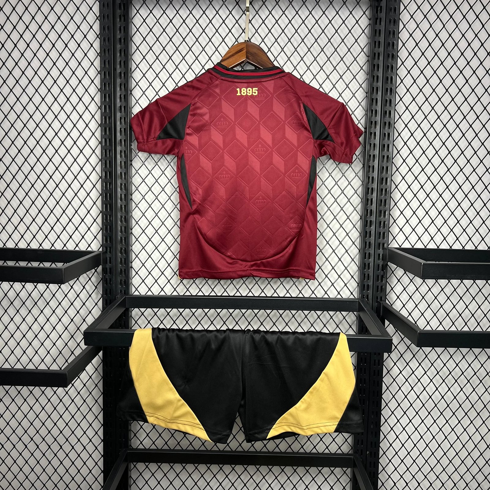 Alternative view of Kids' Kit Belgium 2024