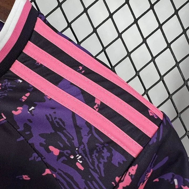 Alternative view of Real Madrid Concept Football Jersey Pink 2024-2025