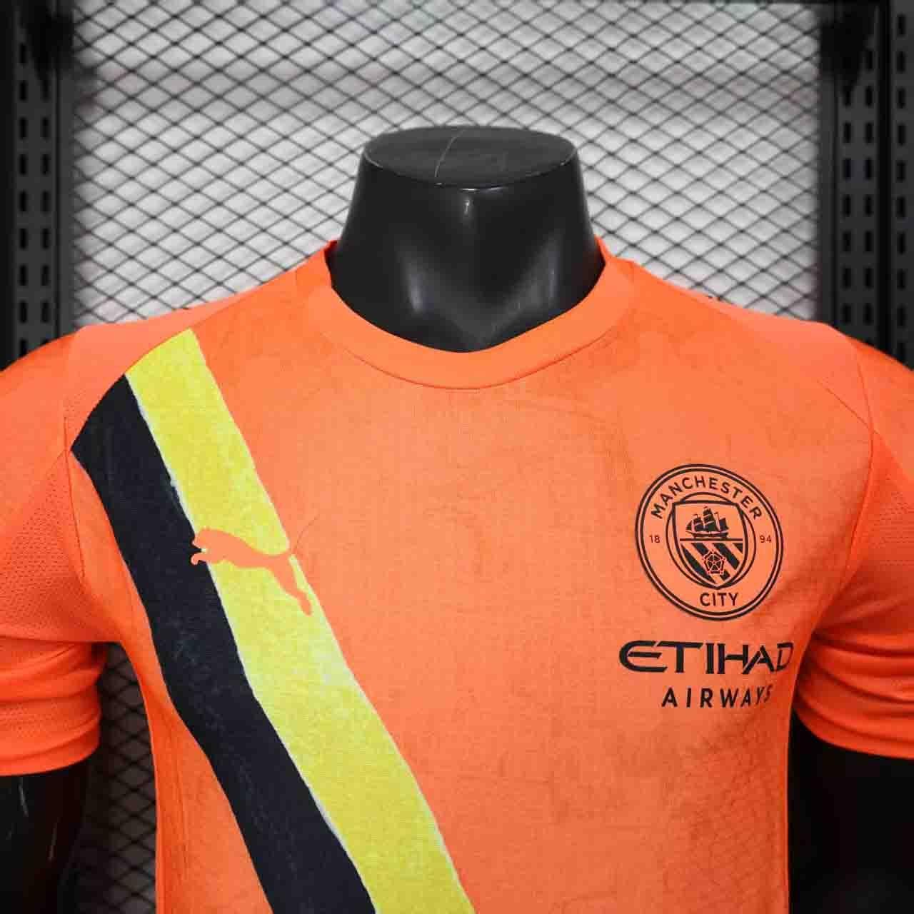 Alternative view of Manchester City 2025-26 Jersey