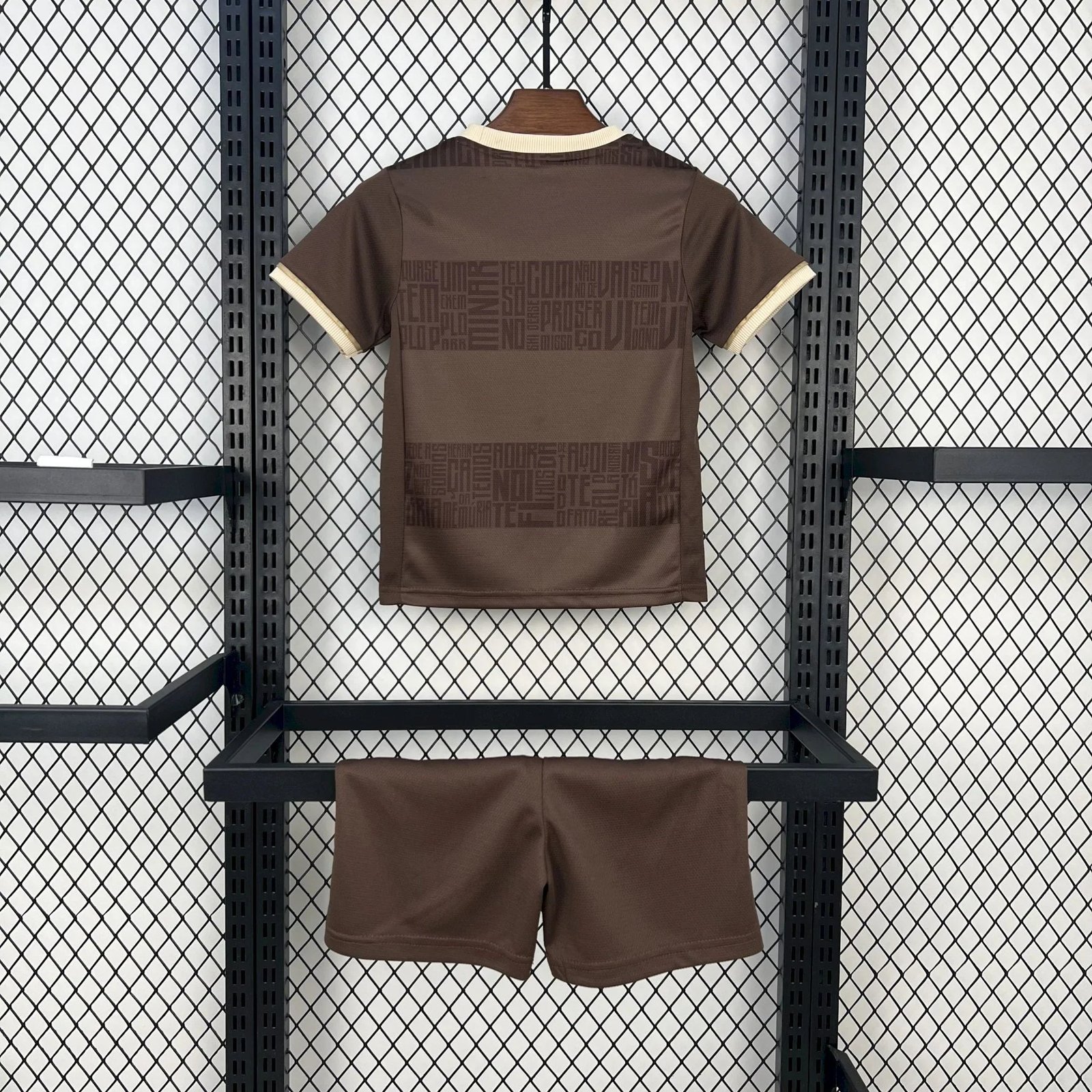 Alternative view of Flamengo Kids' Kit 2024-25