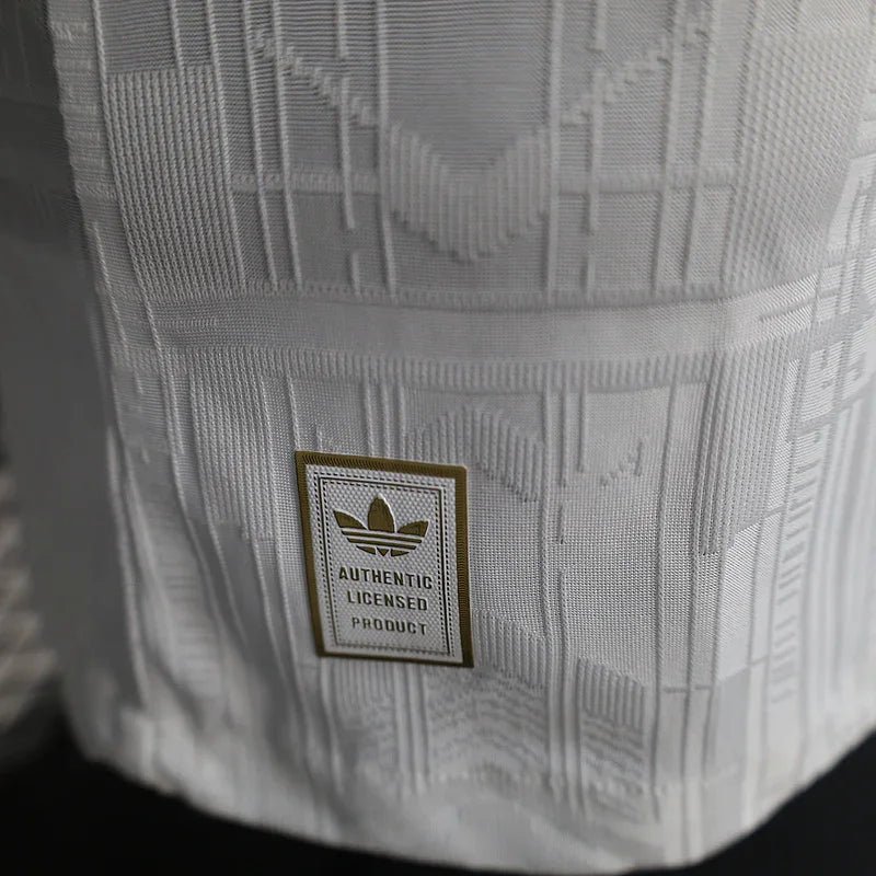 Alternative view of Arsenal 25-26 jersey