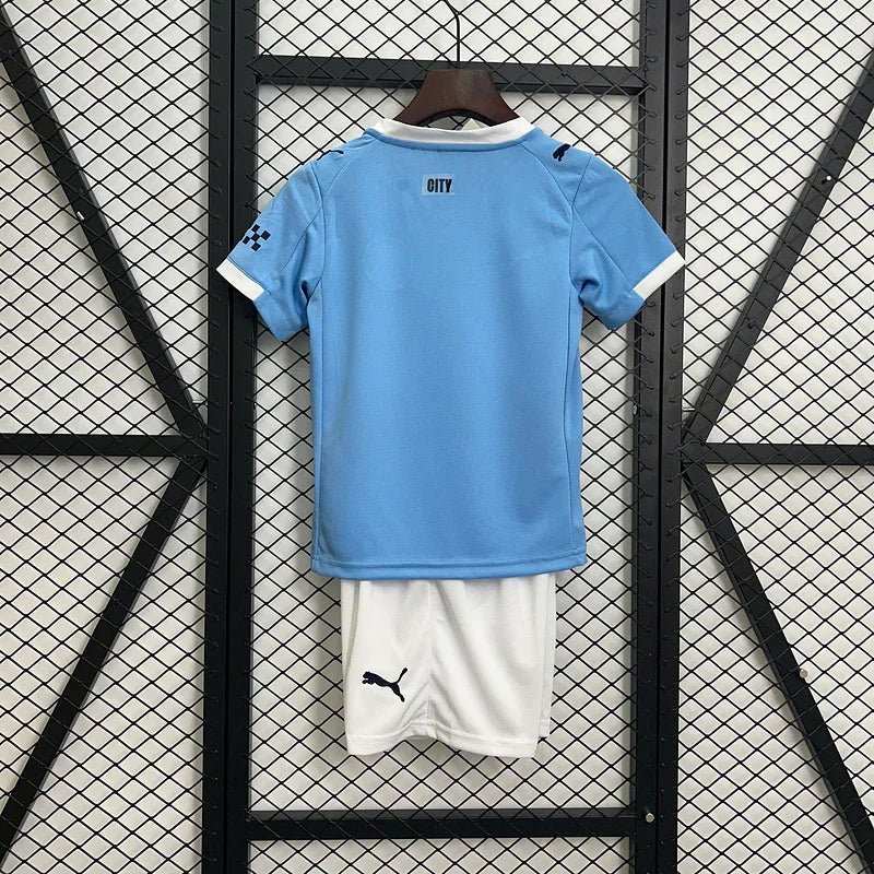 Alternative view of Manchester City Kids' Kit 2025-26